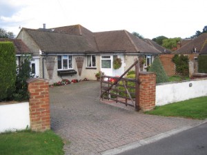 BUNGALOW IN ENGLAND
